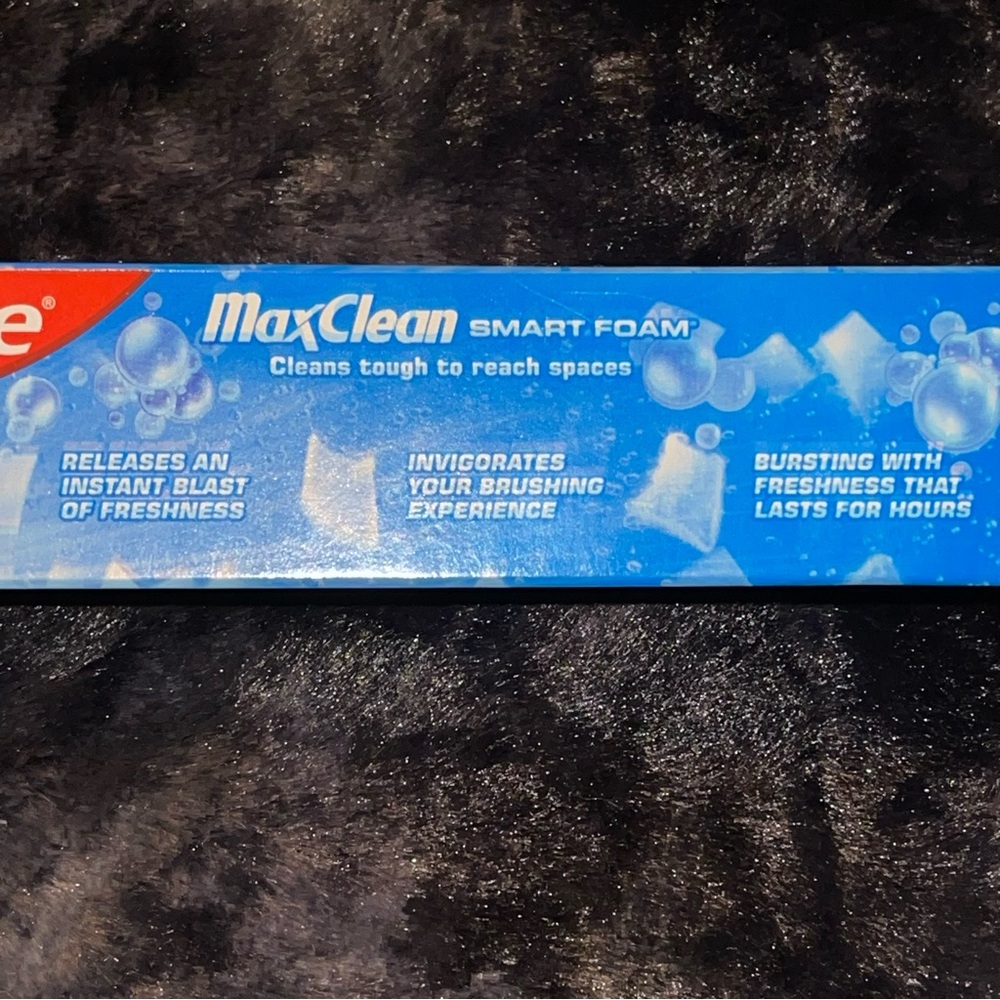 Colgate toothpaste - Picture 4 of 9